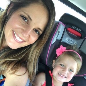 Meet your Posher, Nikki